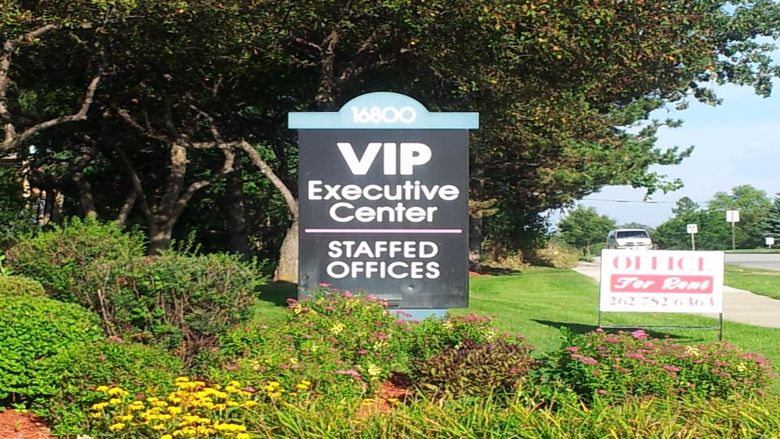 Conveniently located offices