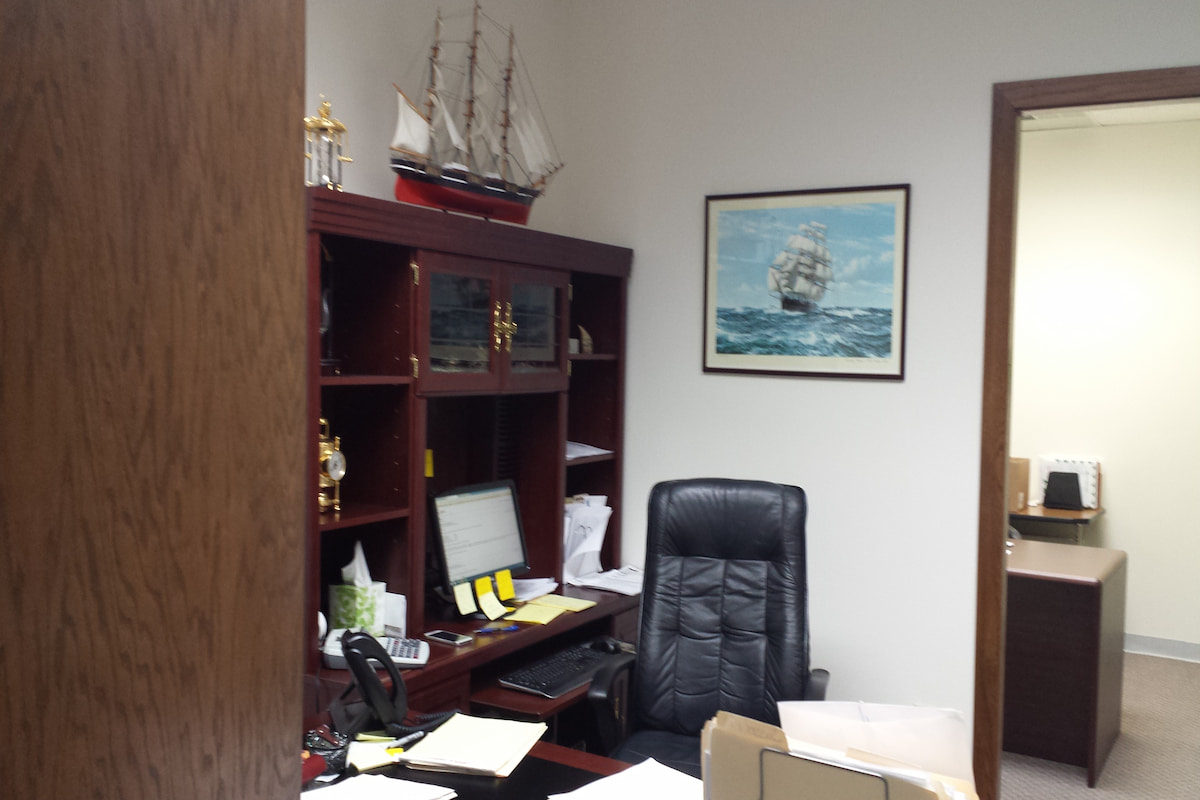 Offices and suites available from 120 to 600 sq feet.